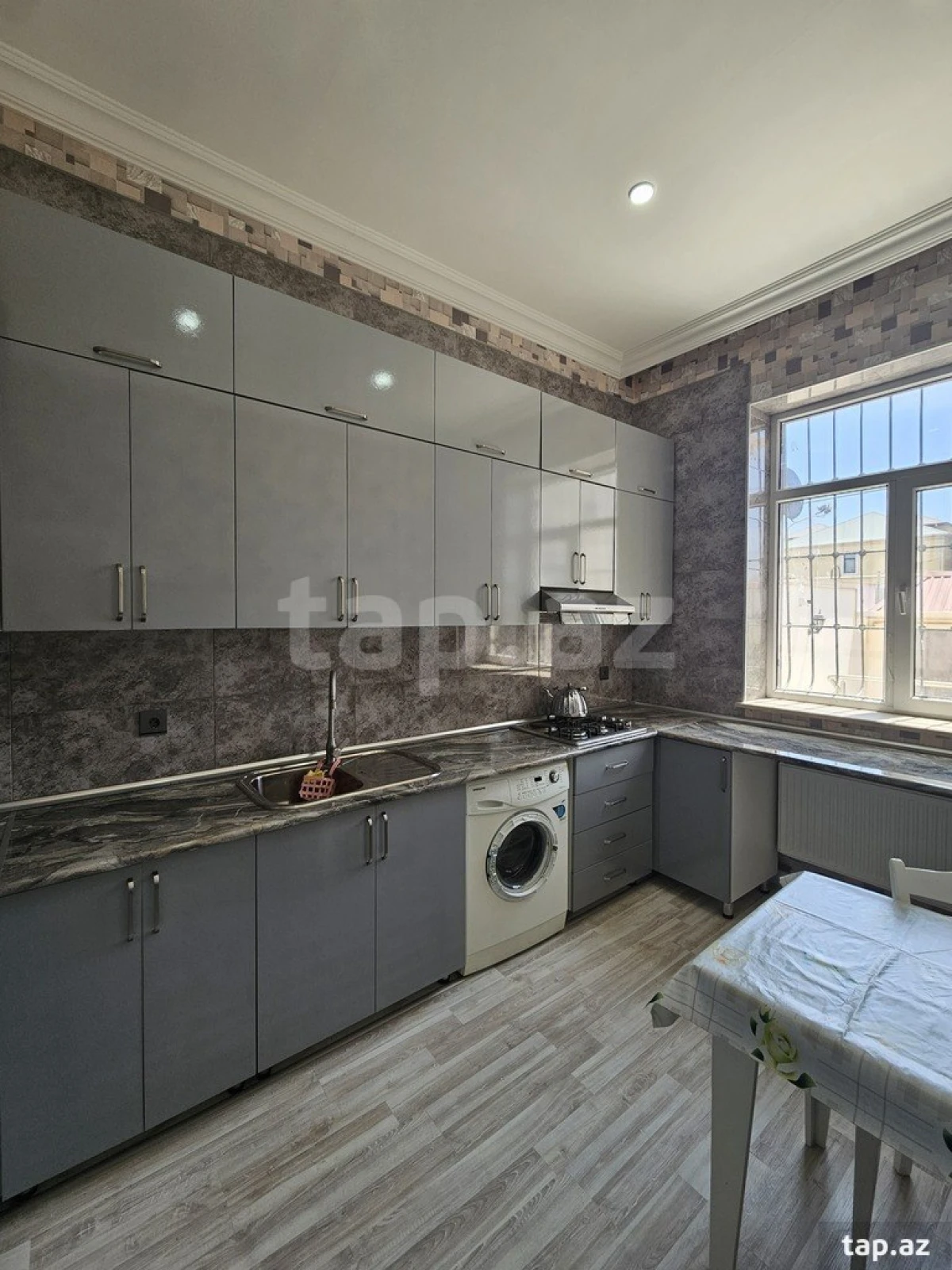 Satılır 3 otaqlı həyət evi