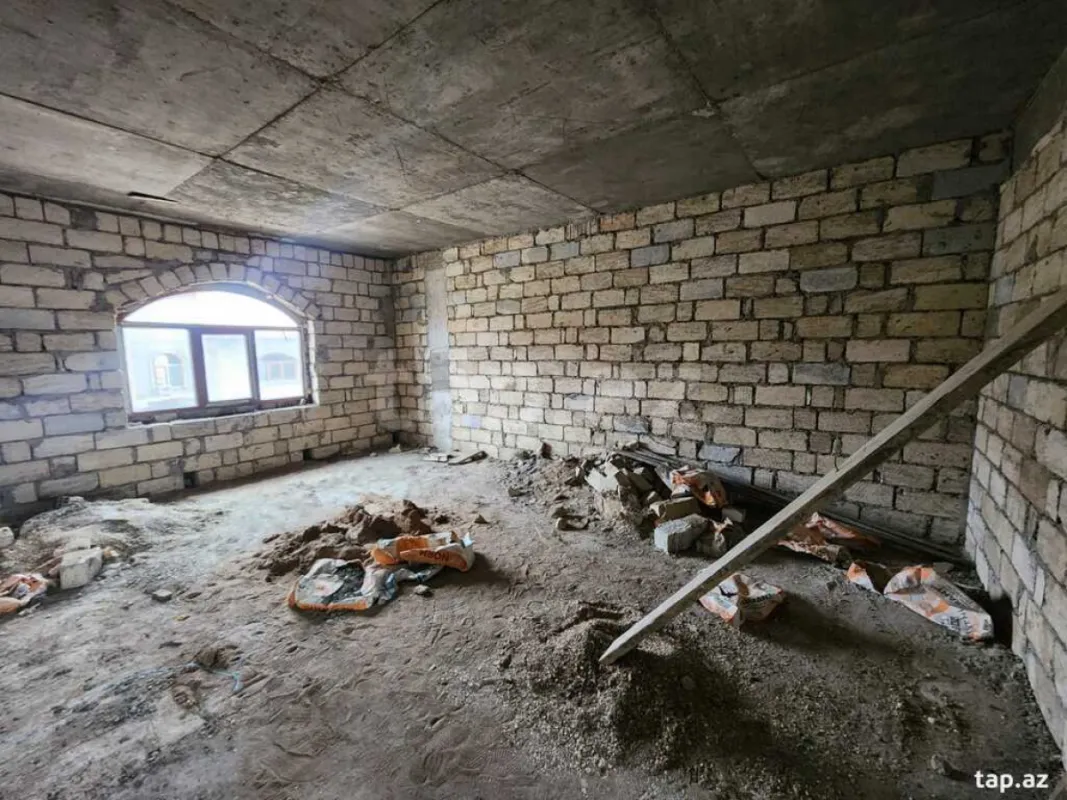 Satılır 2 otaqlı yeni tikili 80 m²