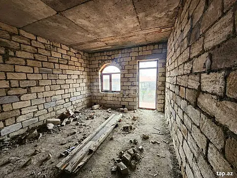 Satılır 2 otaqlı yeni tikili 80 m²