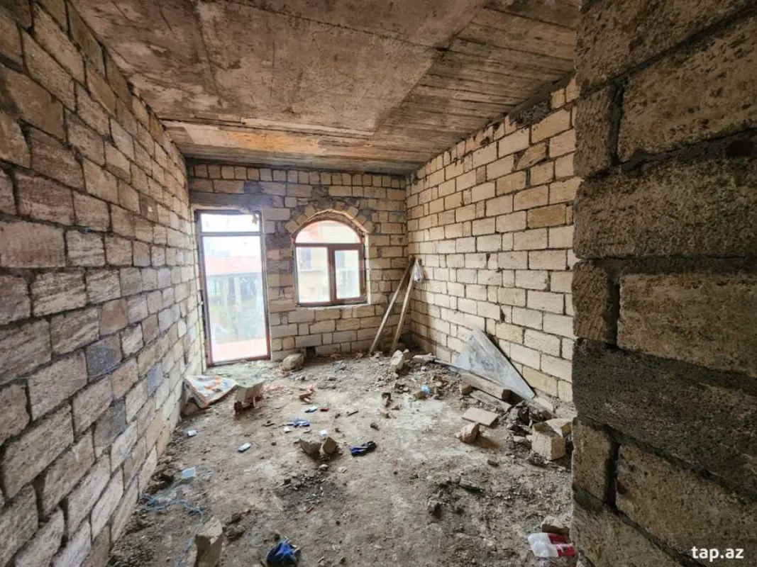 Satılır 2 otaqlı yeni tikili 80 m²