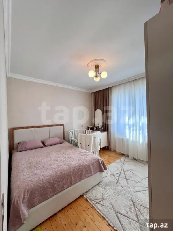 Satılır 3 otaqlı həyət evi