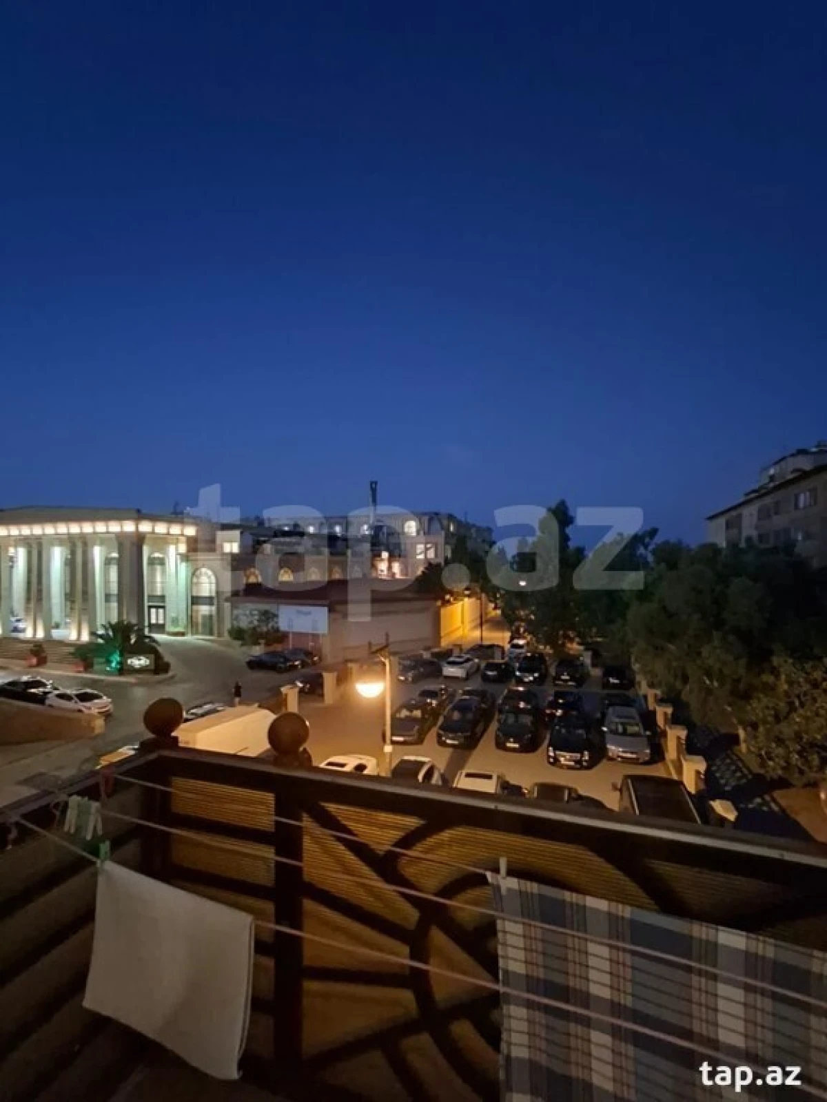 Satılır 2 otaqlı mənzil 55 m²