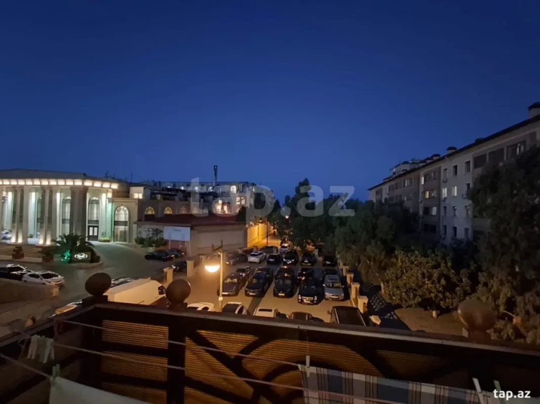 Satılır 2 otaqlı mənzil 55 m²