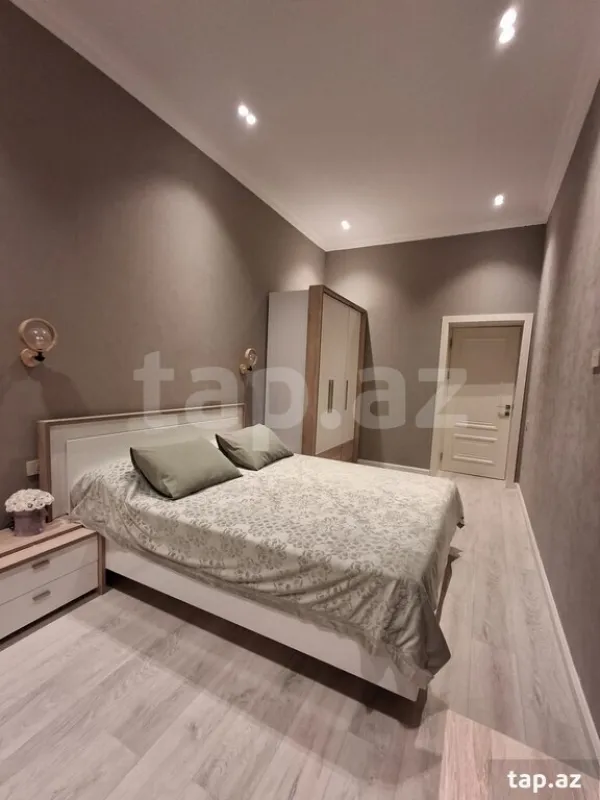 Satılır 2 otaqlı mənzil 55 m²