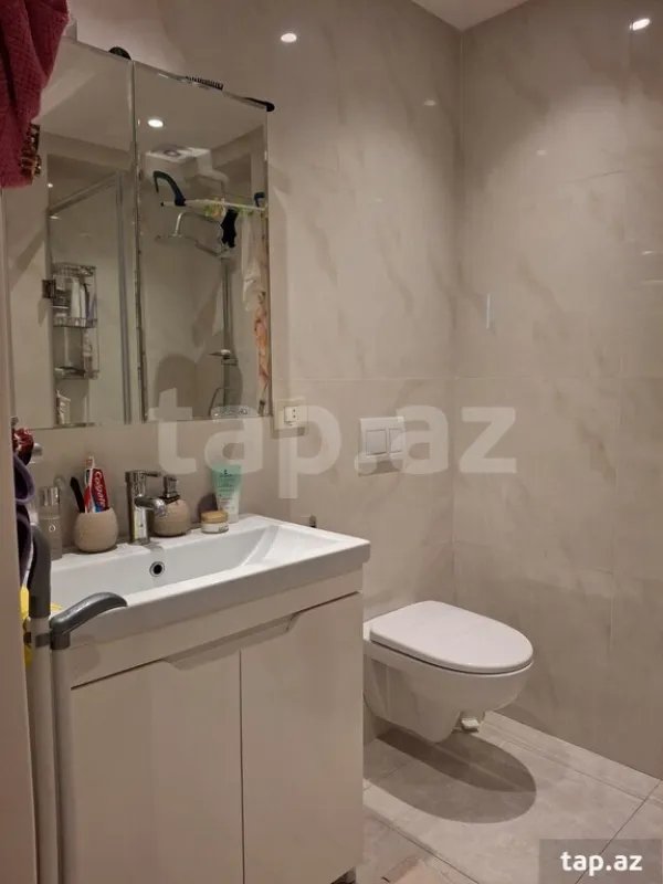 Satılır 2 otaqlı mənzil 55 m²
