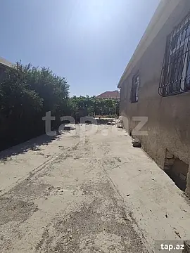 Satılır 4 otaqlı həyət evi