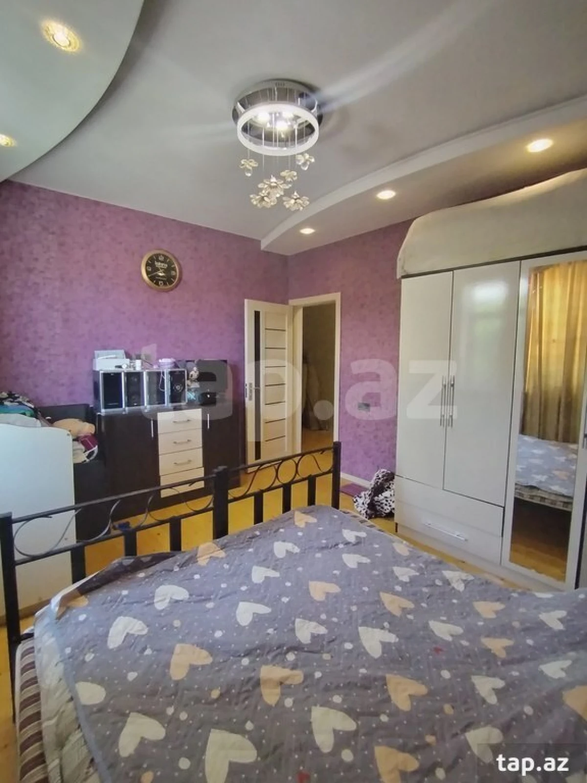 Satılır 4 otaqlı həyət evi