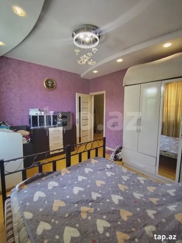 Satılır 4 otaqlı həyət evi