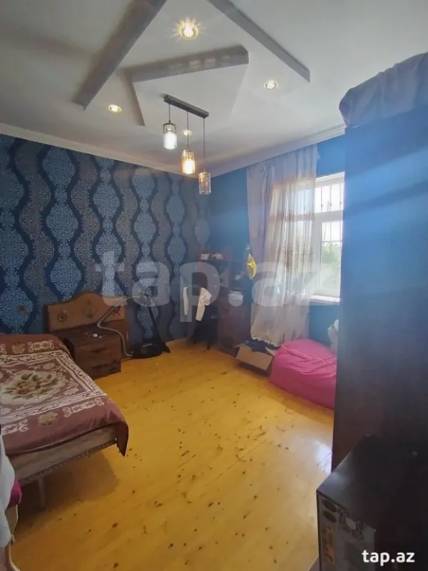 Satılır 4 otaqlı həyət evi