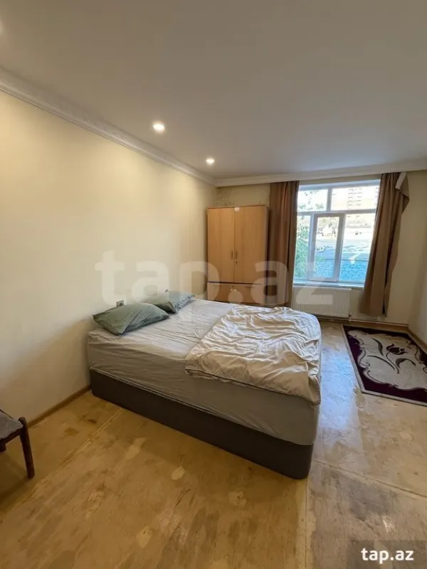 Kirayə verilir 1 otaqlı həyət evi