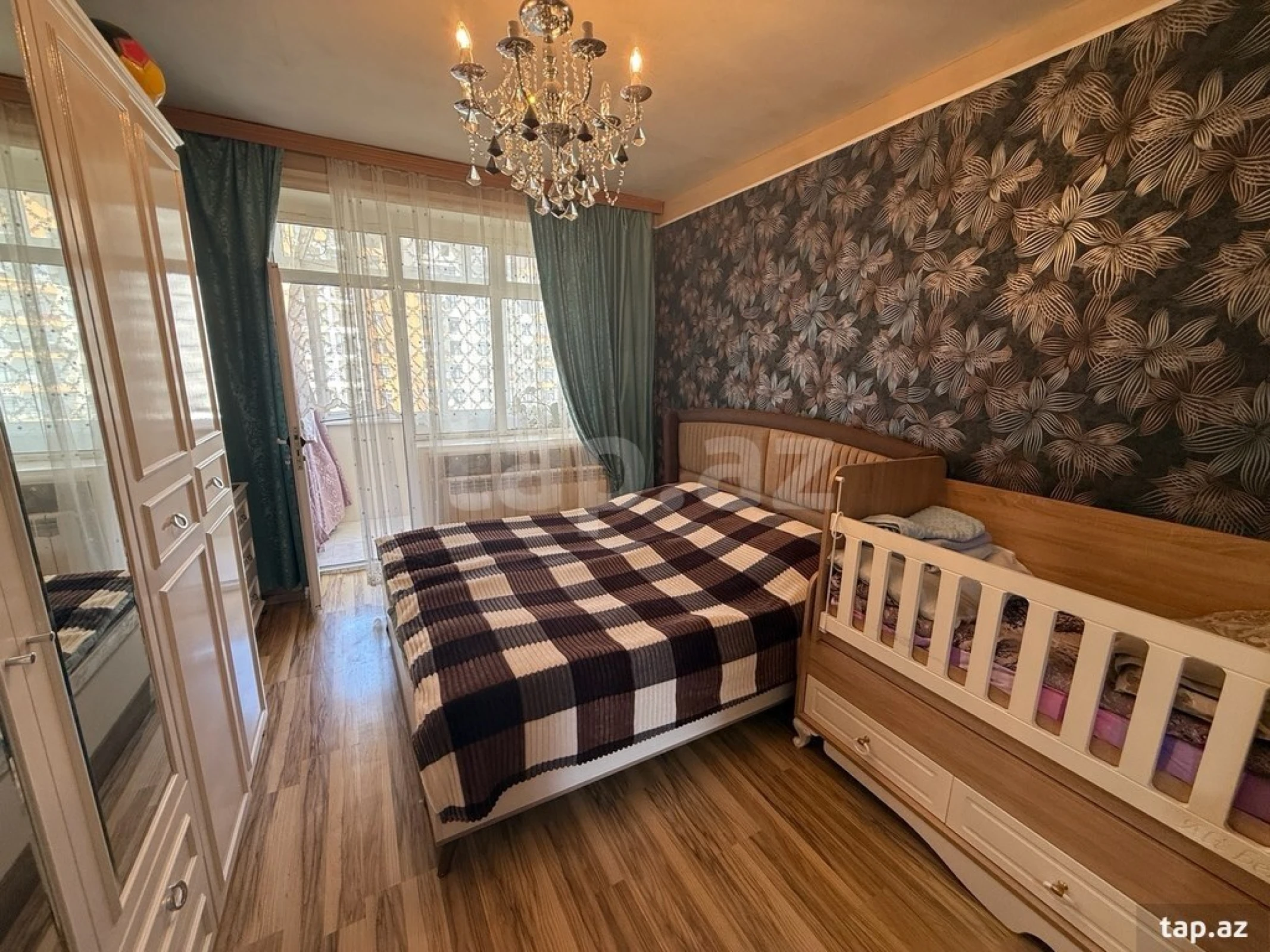 Satılır 3 otaqlı mənzil 90 m²