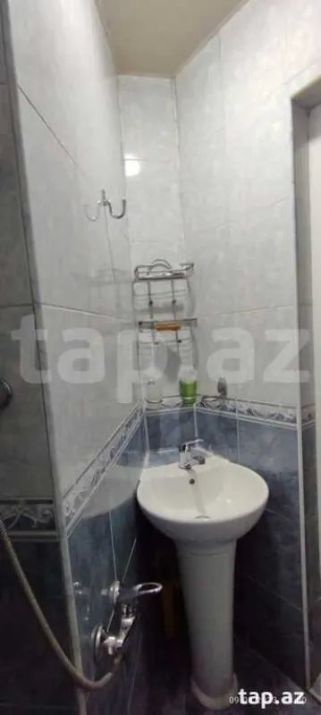 Kirayə verilir 2 otaqlı mənzil 70 m²