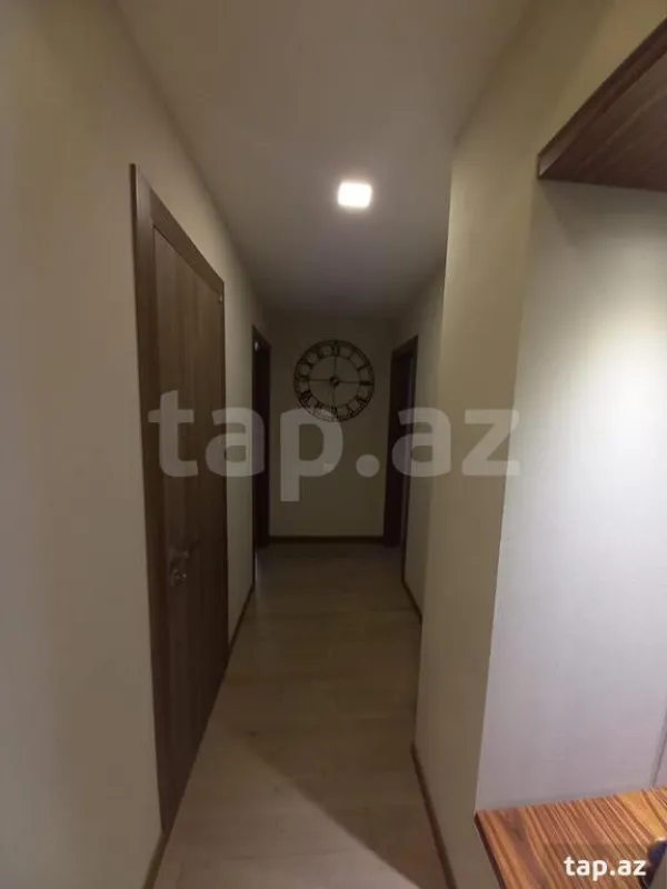 Satılır 3 otaqlı yeni tikili 125 m²