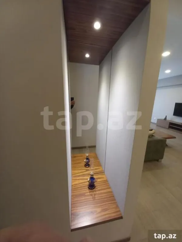 Satılır 3 otaqlı yeni tikili 125 m²