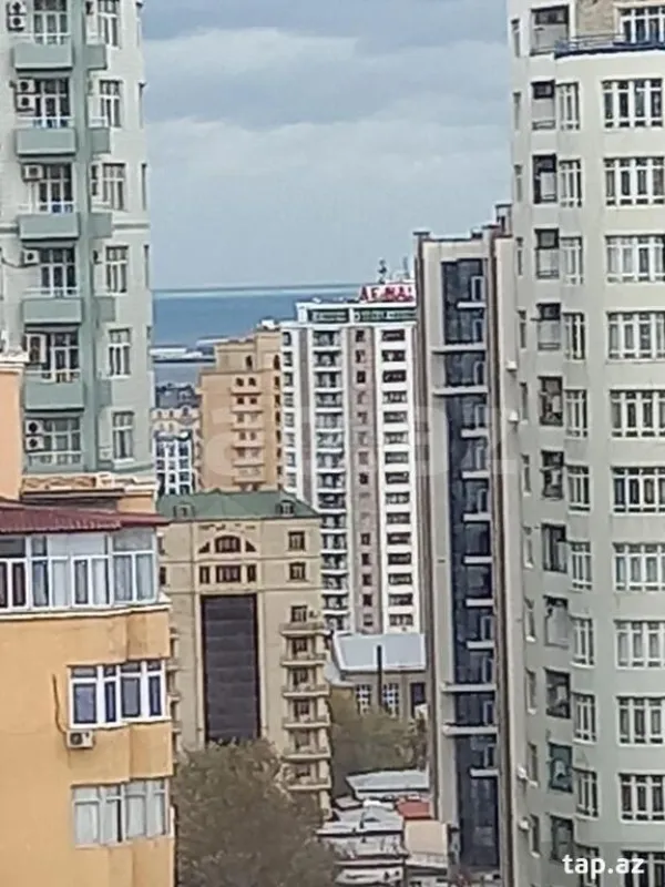 Satılır 3 otaqlı yeni tikili 125 m²