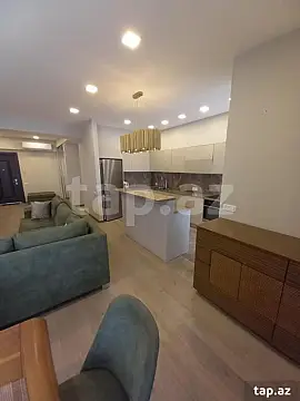 Satılır 3 otaqlı yeni tikili 125 m²