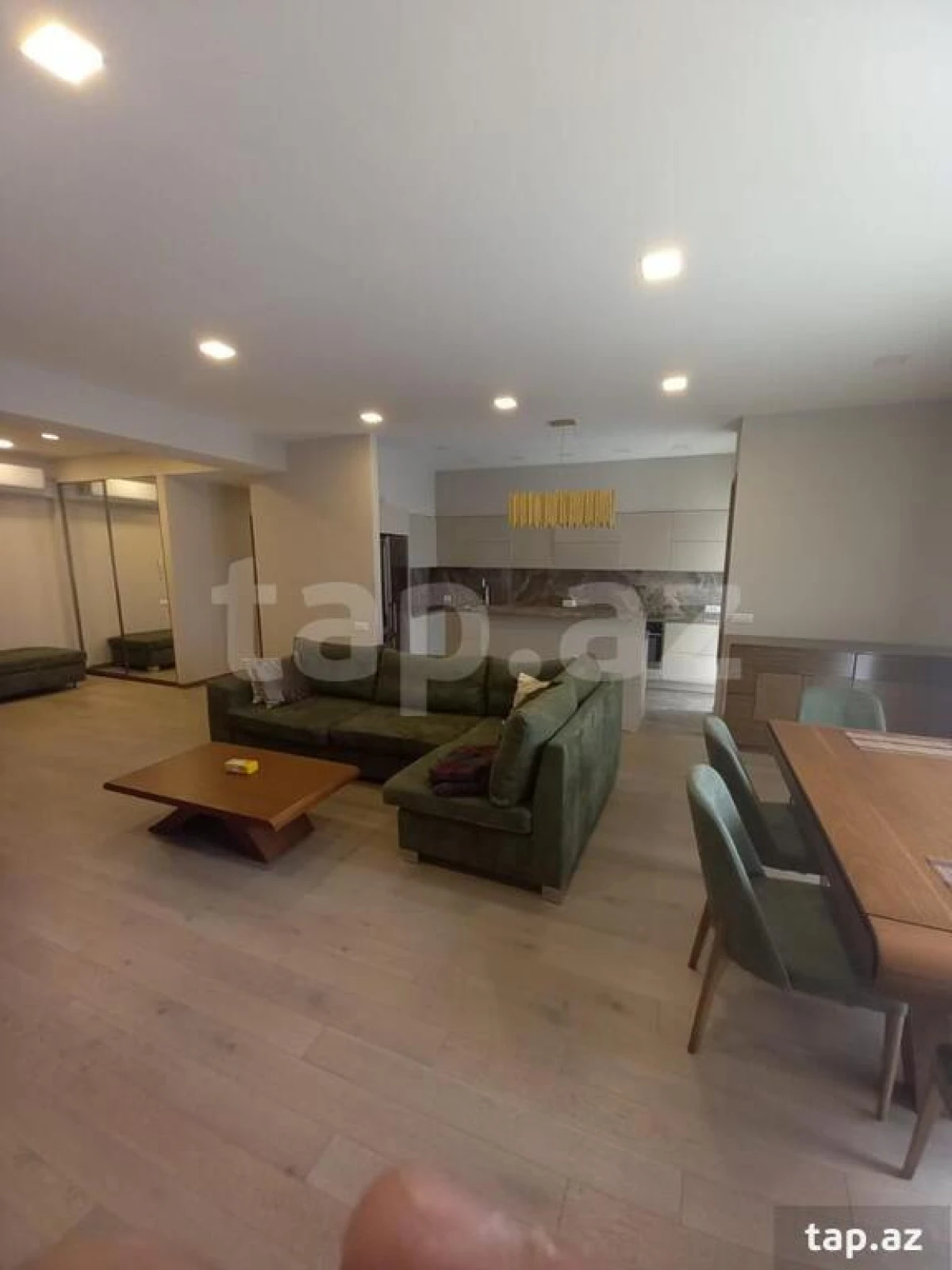 Satılır 3 otaqlı yeni tikili 125 m²