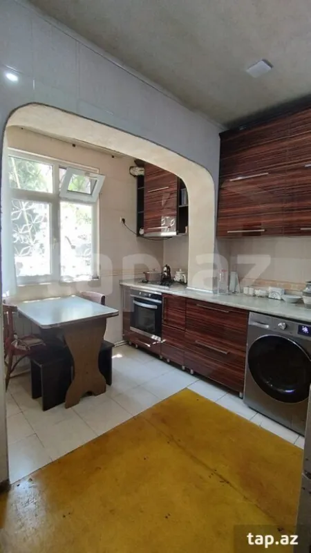 Satılır 3 otaqlı mənzil 80 m²