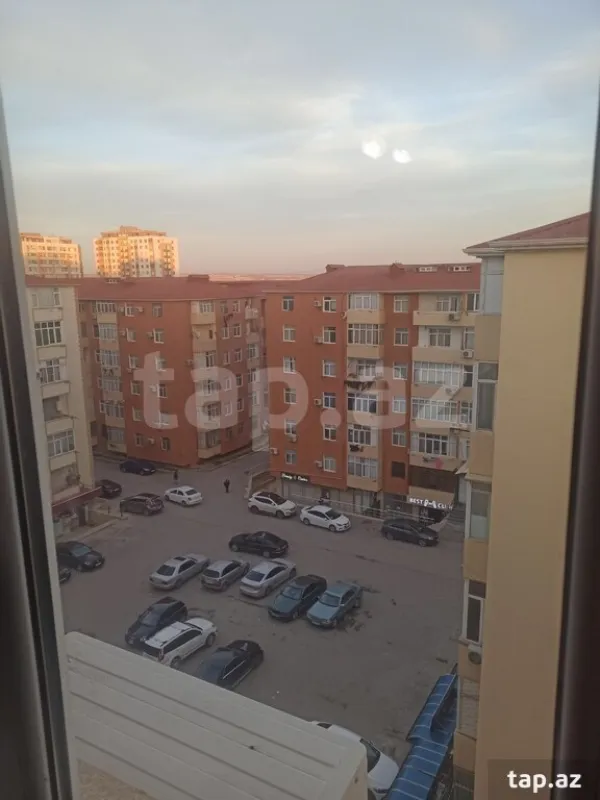 Kirayə verilir 2 otaqlı yeni tikili 56 m²