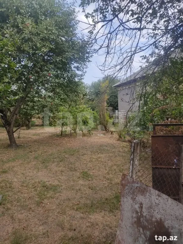 Satılır 5 otaqlı həyət evi 160 m²