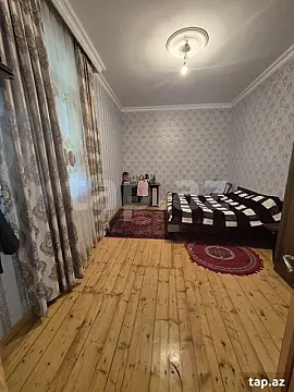 Satılır 9 otaqlı həyət evi