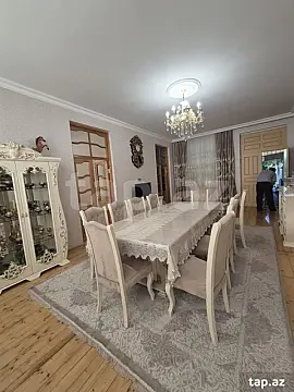 Satılır 9 otaqlı həyət evi