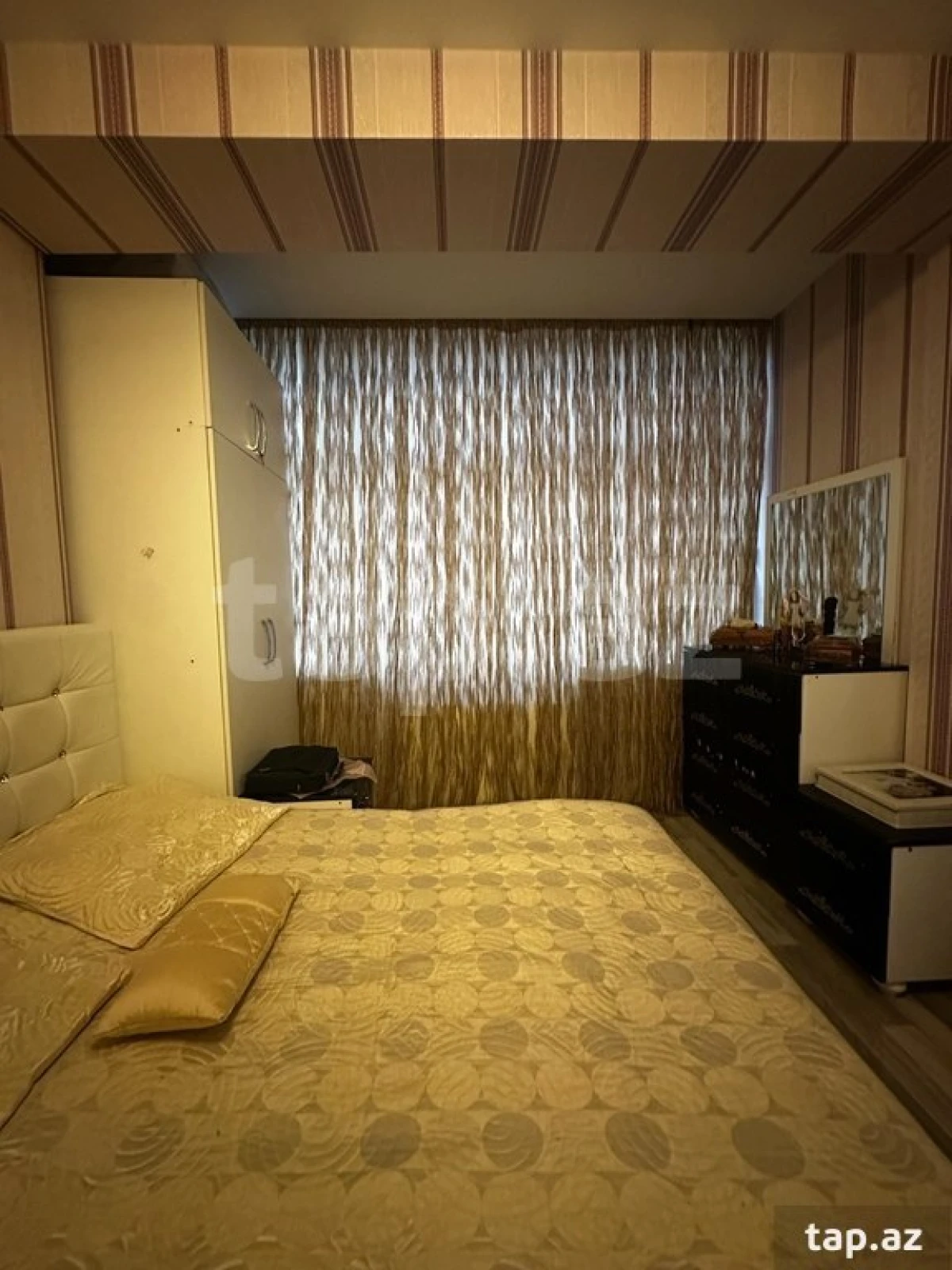 Satılır 2 otaqlı yeni tikili 60 m²