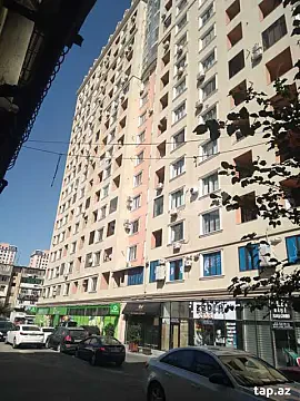 Satılır 3 otaqlı yeni tikili 147 m² — Bakı 3 otaq 147.00 m²