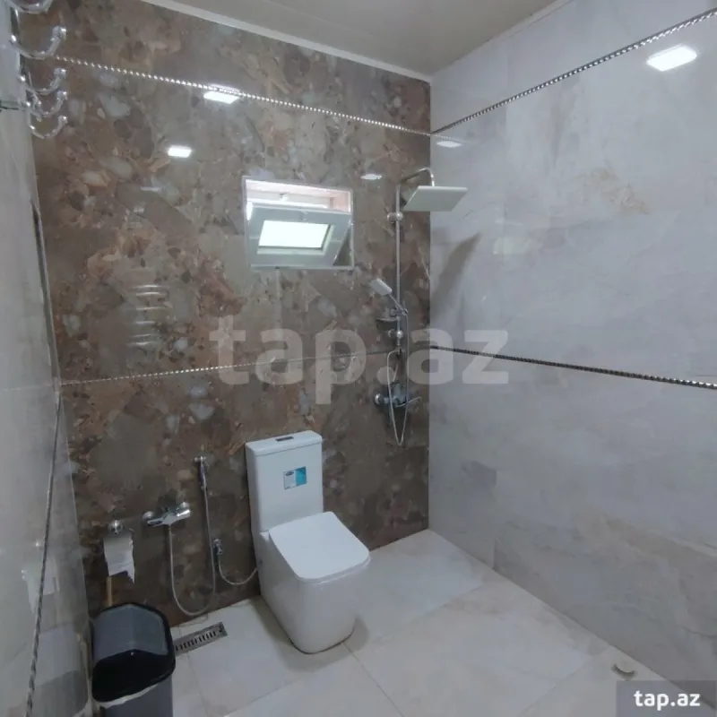 Kirayə verilir 6 otaqlı həyət evi