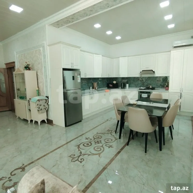 Kirayə verilir 6 otaqlı həyət evi