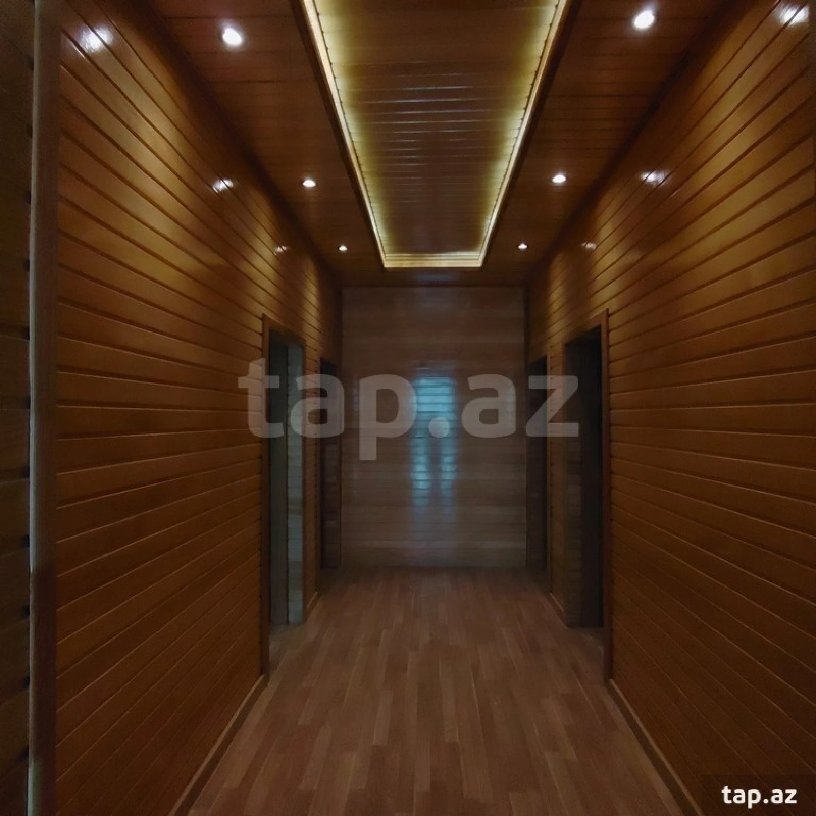 Kirayə verilir 6 otaqlı həyət evi