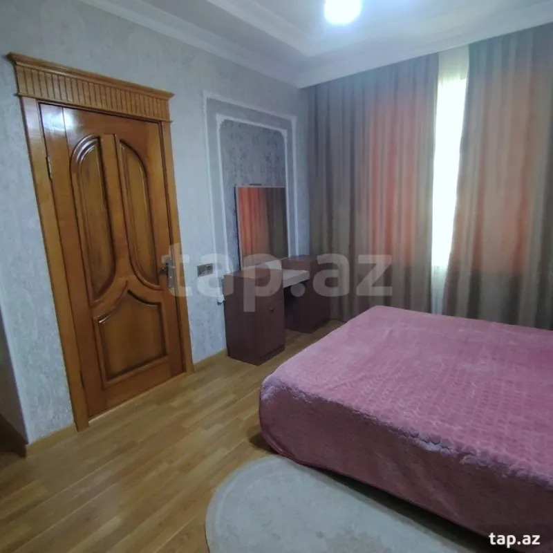 Kirayə verilir 6 otaqlı həyət evi