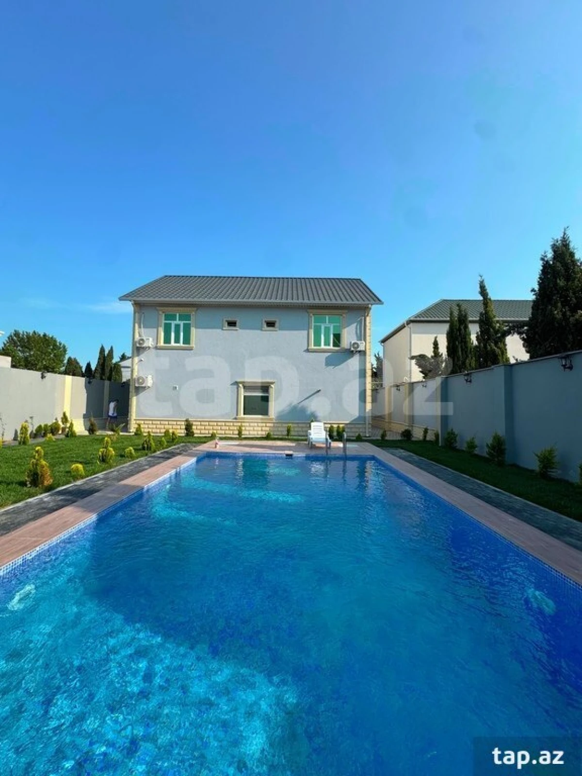 Kirayə verilir 6 otaqlı həyət evi