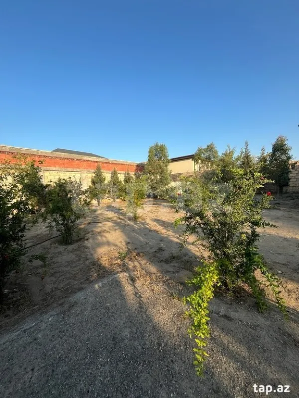 Satılır 3 otaqlı həyət evi