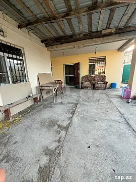 Satılır 3 otaqlı həyət evi