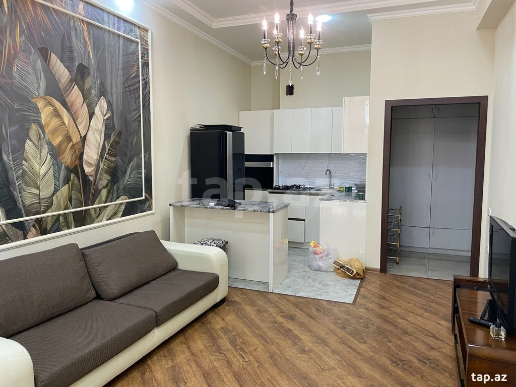 Kirayə verilir 2 otaqlı yeni tikili 75 m²
