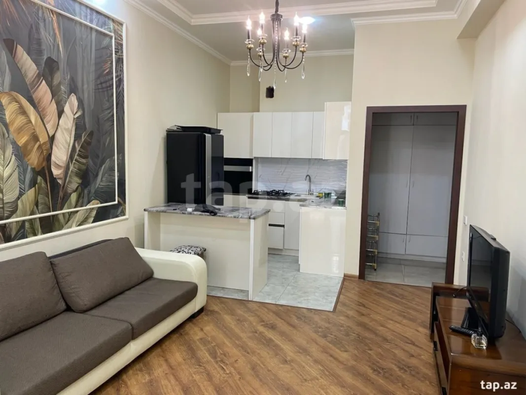 Kirayə verilir 2 otaqlı yeni tikili 75 m²