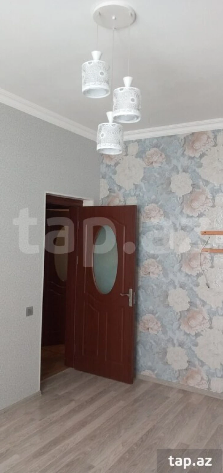 Satılır 5 otaqlı həyət evi