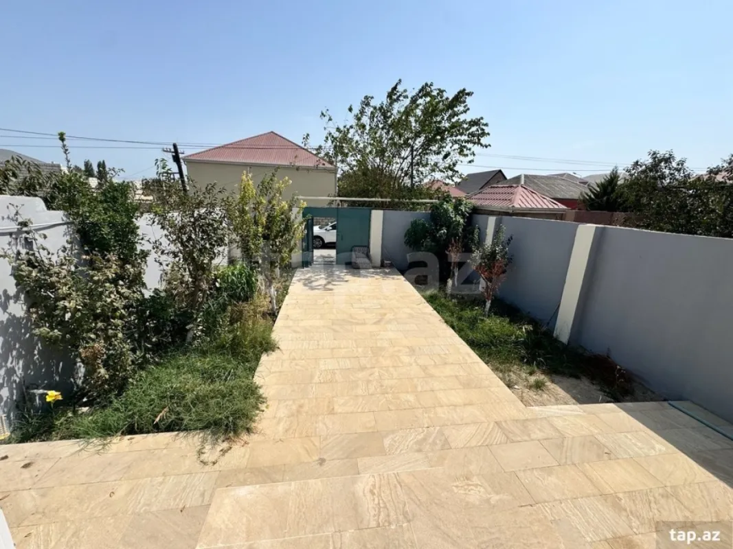 Satılır 3 otaqlı həyət evi