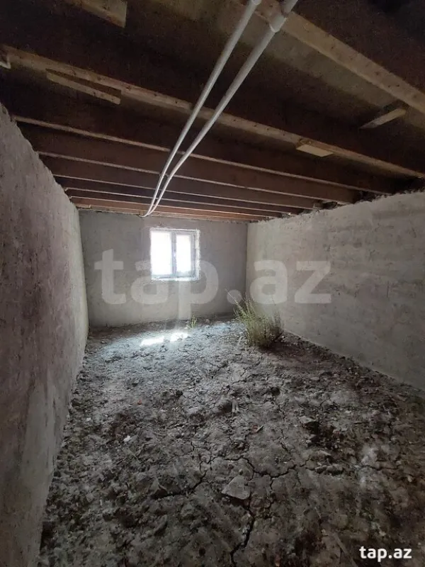 Satılır 3 otaqlı həyət evi