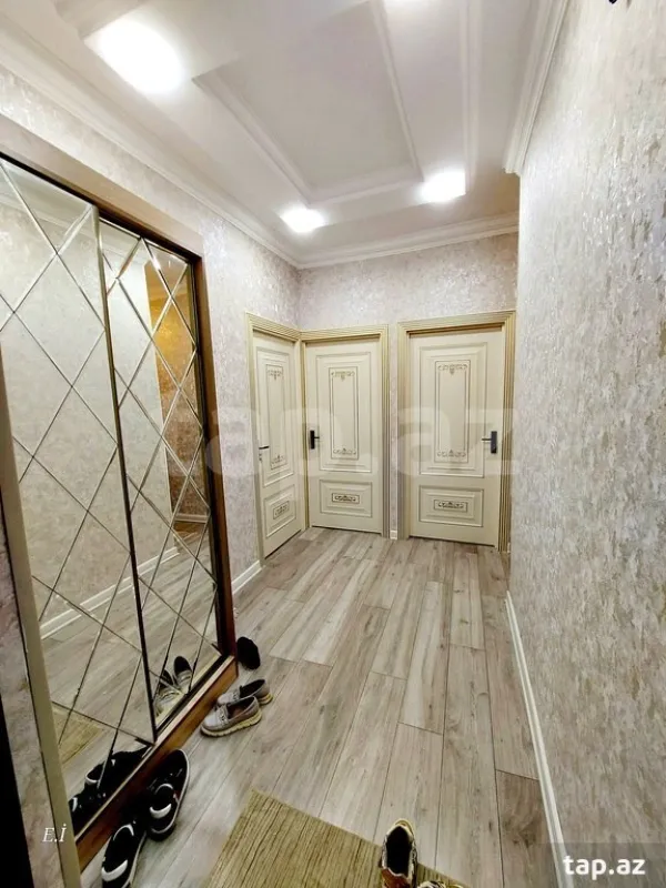 Satılır 3 otaqlı mənzil 75 m²