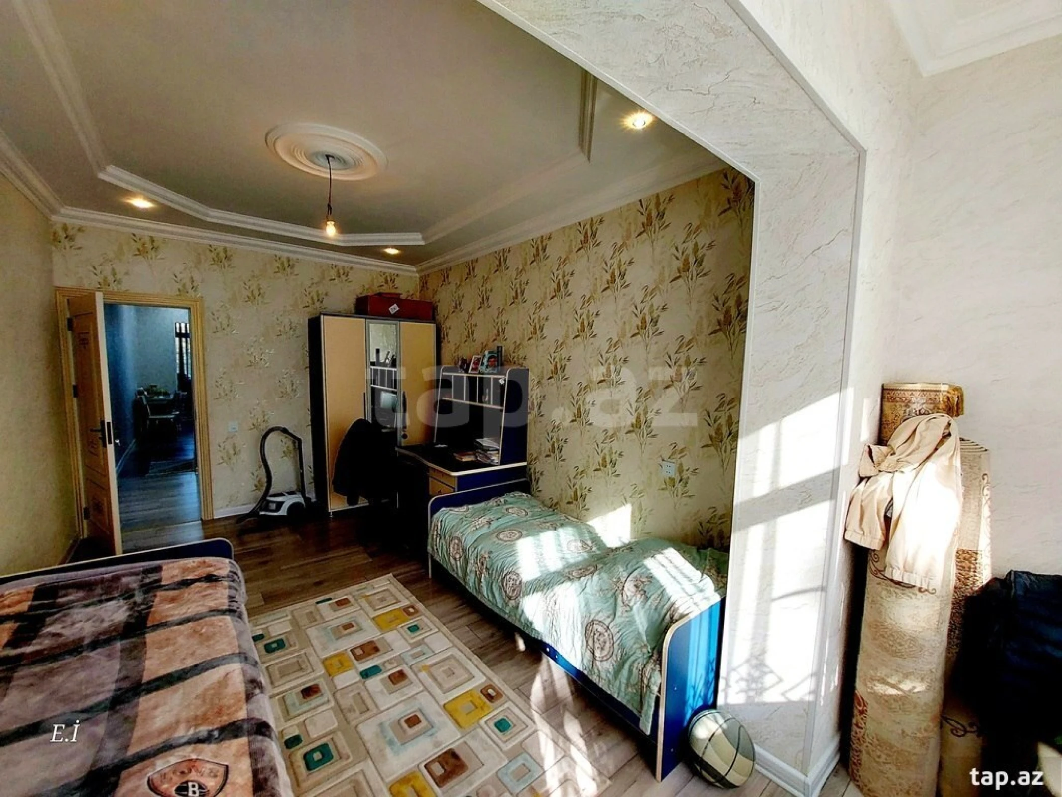 Satılır 3 otaqlı mənzil 75 m²