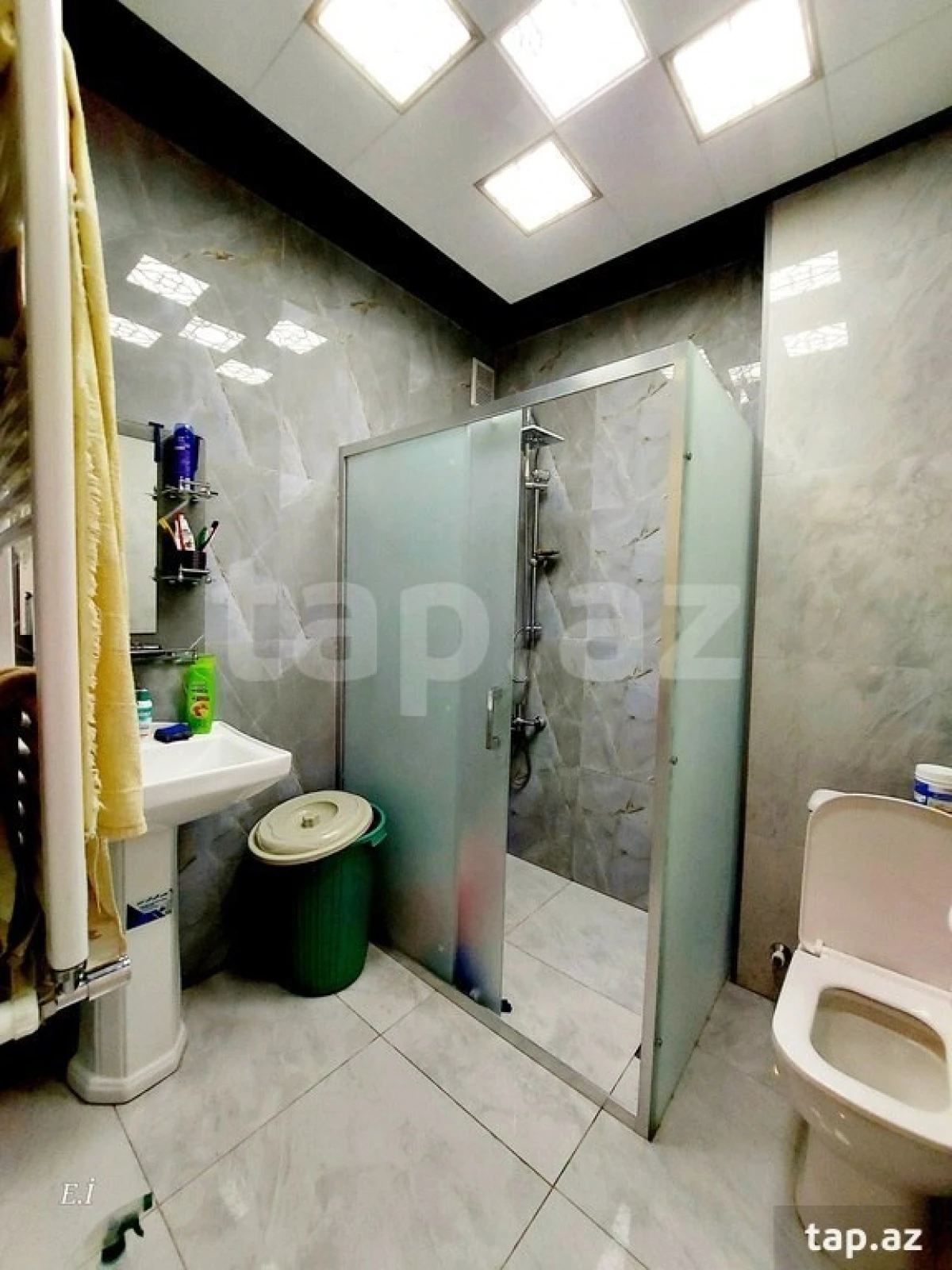 Satılır 3 otaqlı mənzil 75 m²