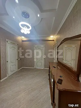 Satılır 3 otaqlı yeni tikili 134 m²