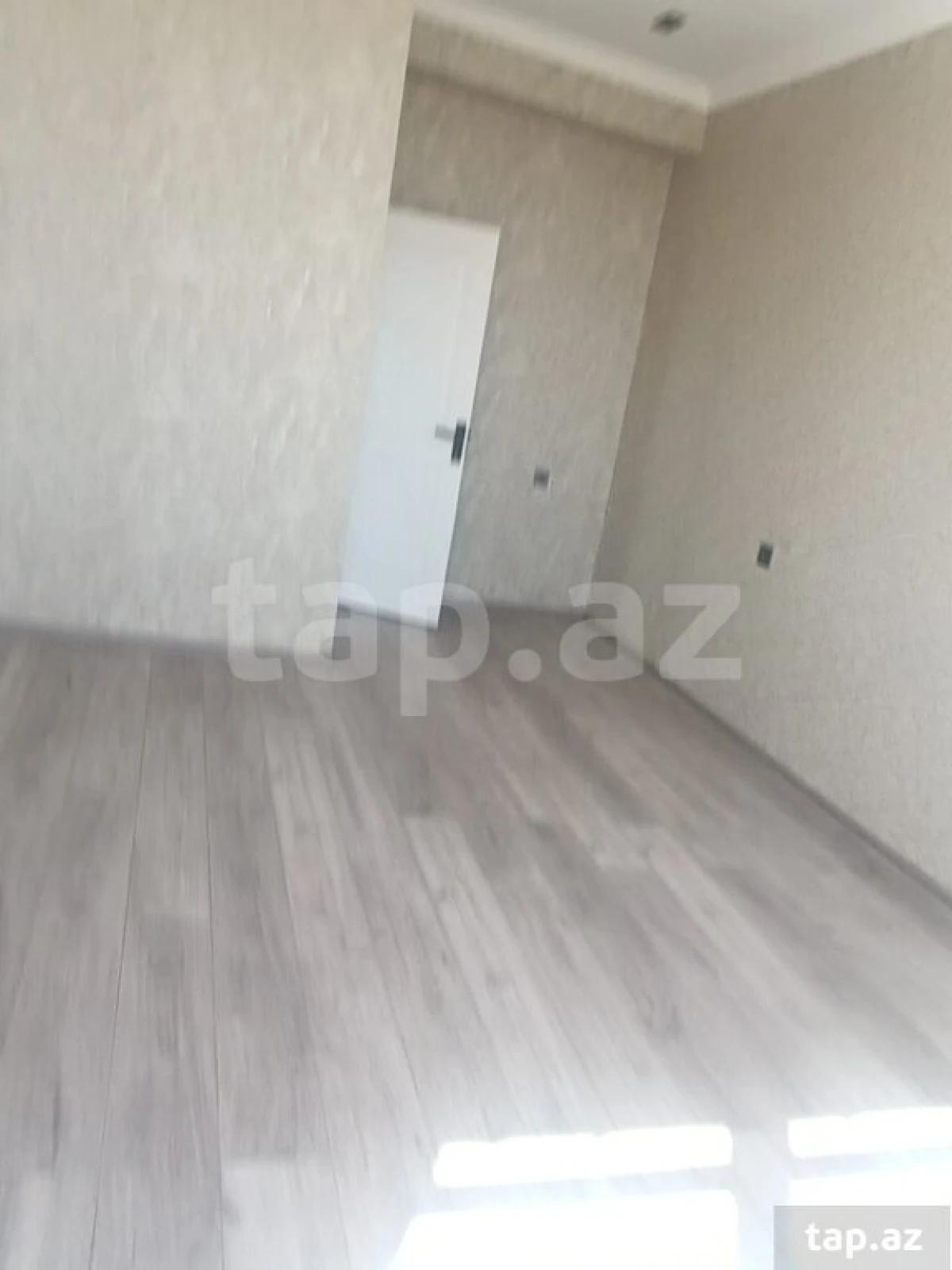 Satılır 2 otaqlı yeni tikili 74 m²