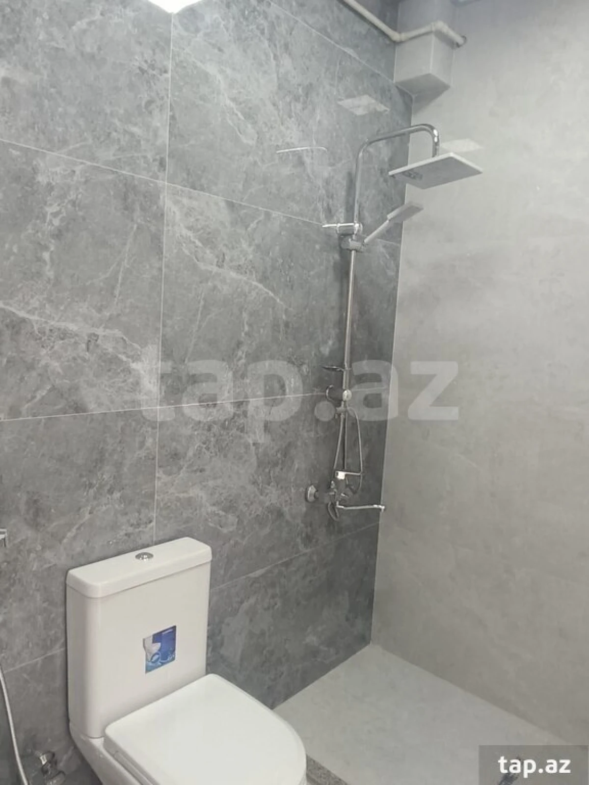 Satılır 2 otaqlı yeni tikili 74 m²