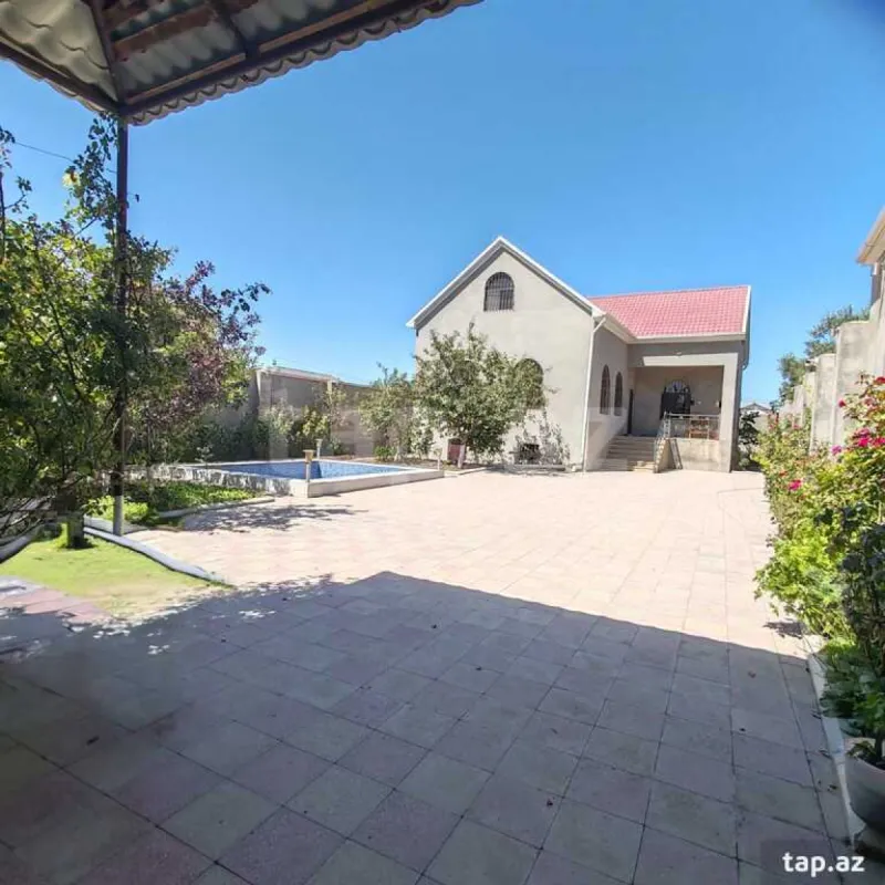 Satılır 3 otaqlı həyət evi