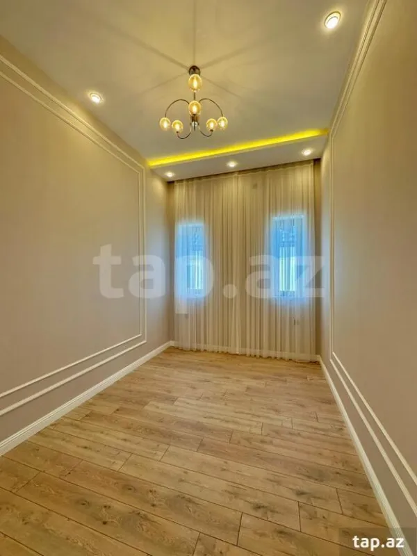 Satılır 4 otaqlı həyət evi