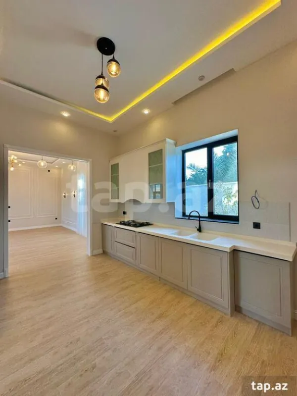 Satılır 4 otaqlı həyət evi