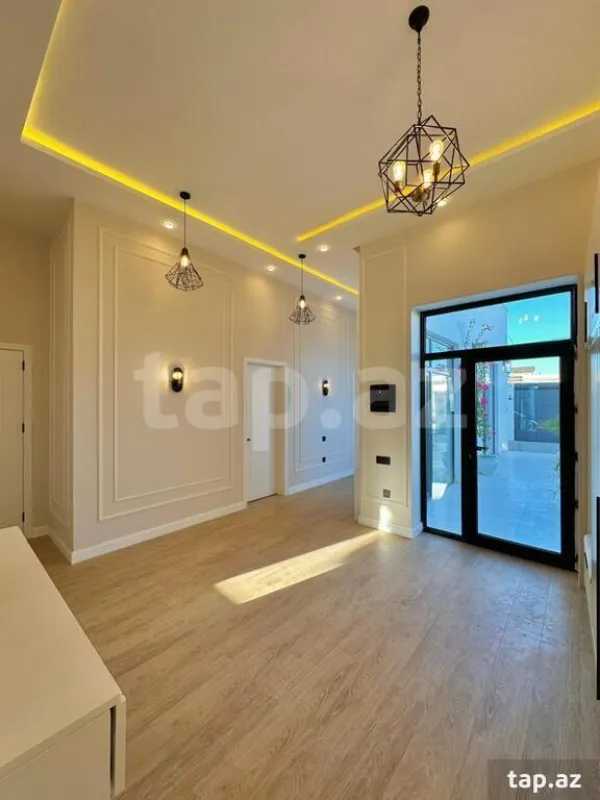 Satılır 4 otaqlı həyət evi